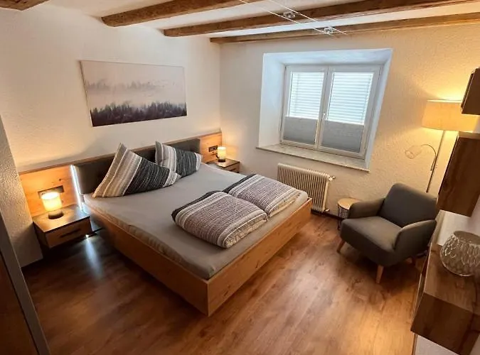 Apart Mark * טארנץ